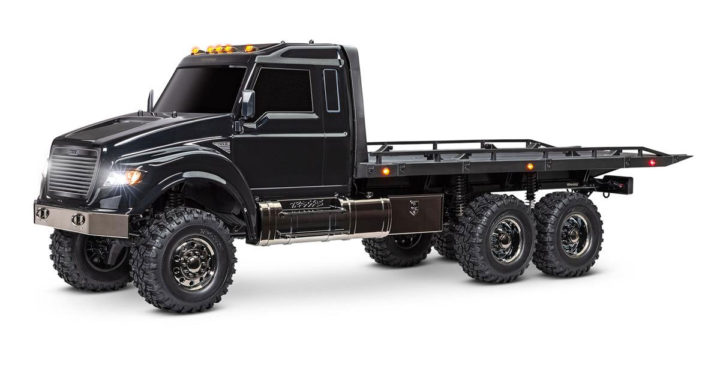 Traxxas TRX-6 6x6 Ultimate RC Hauler Flatbed Tow Truck