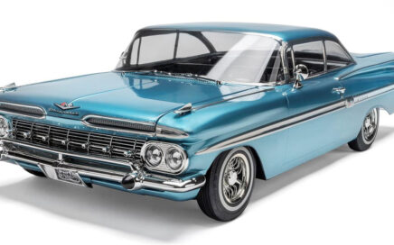 Redcat Racing FiftyNine Chevrolet Impala Hopping Lowrider - Blue