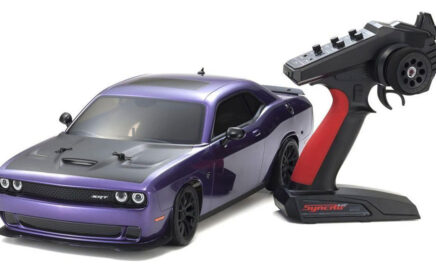 Kyosho Fazer Mk2 FZ02L 2015 Dodge Challenger SRT Hellcat - Purple